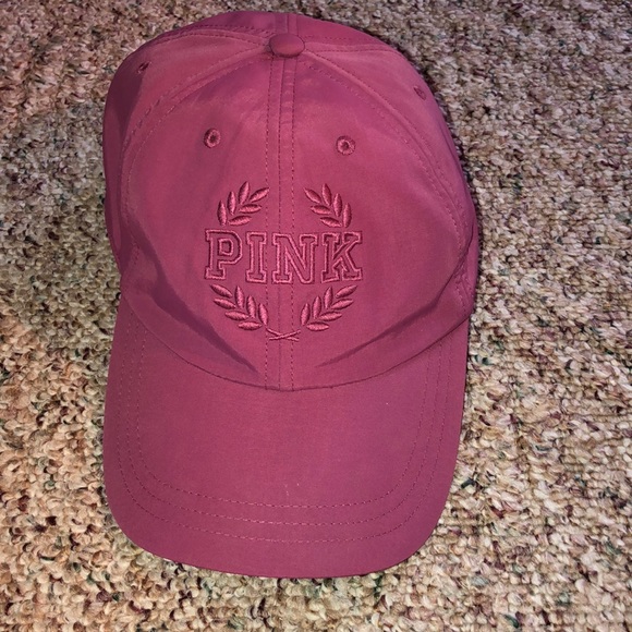 Pink hat - Picture 1 of 3